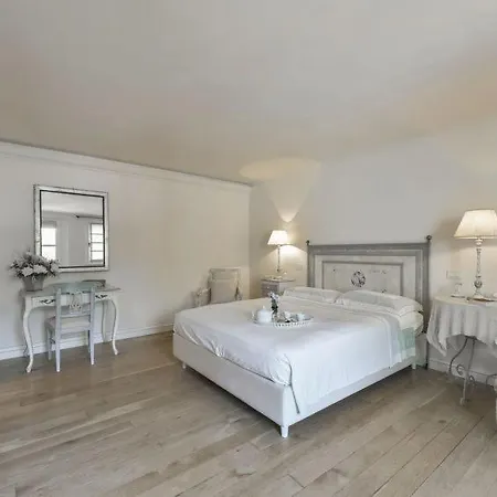 Сasa de vacaciones Sleeps 8 Pool Air Con Wifi *