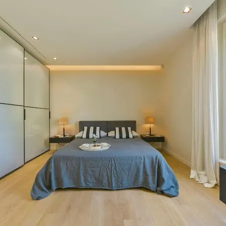 Sleeps 8 Pool Air Con Wifi Сasa de vacaciones *
