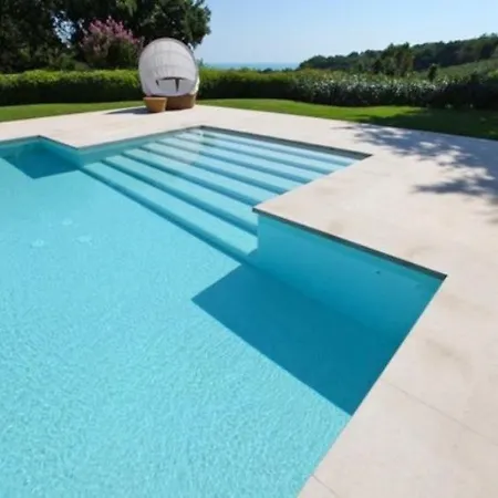 Sleeps 8 Pool Air Con Wifi Сasa de vacaciones *